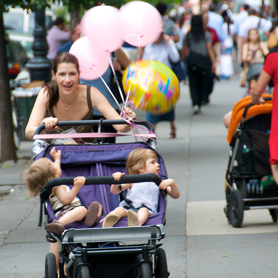 double stroller for infant and 4 year old