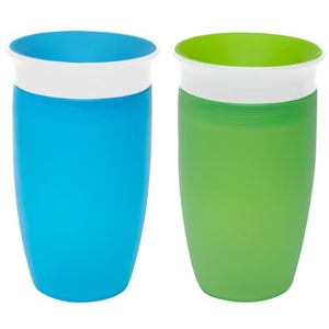 lunch boxes and sippy cups