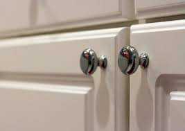 round cabinet knobs