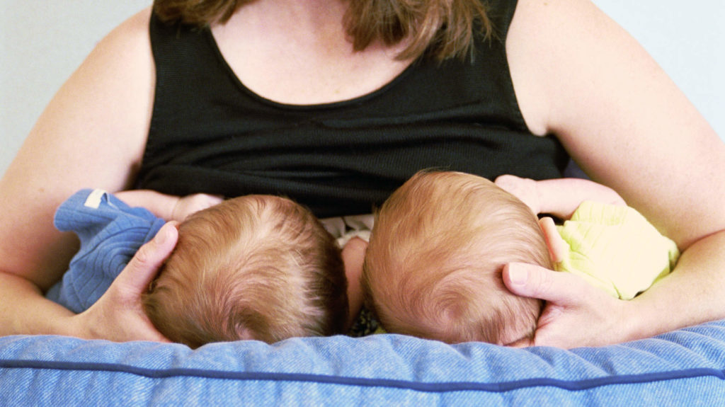 Is Breastfeeding Causing You Pain? Try These Tips - Damn Good Mom