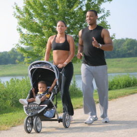 how to close a jogging stroller