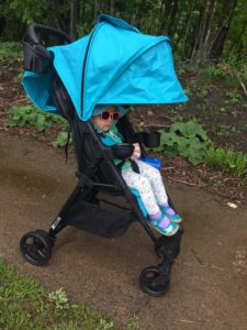 lightweight foldable stroller