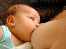how to latch baby