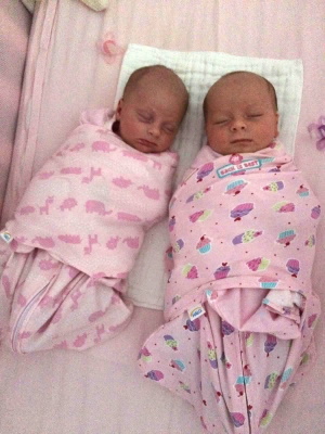 twins pull cribs together