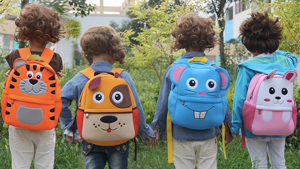 MUOOUM Red Brick Wall Kids Backpack Pre-School Toddler Bag Travel Daypack 
