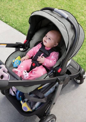 infant carrier that turns into stroller