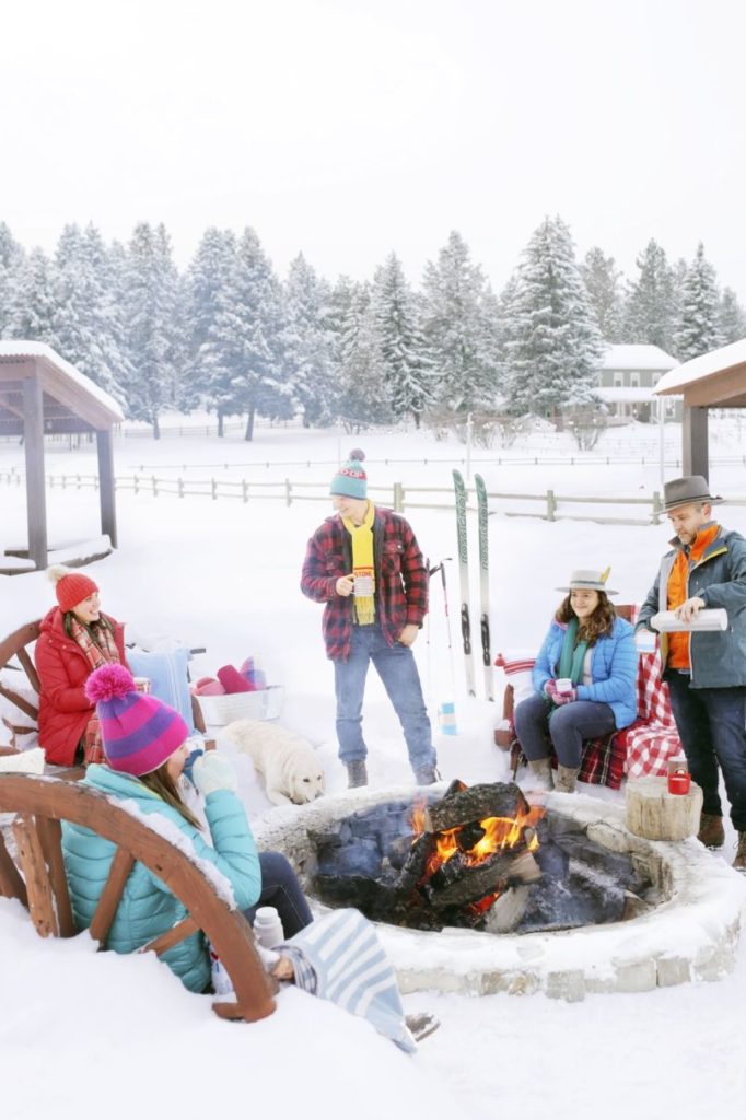 How to Have Outdoor Winter Fun with Friends