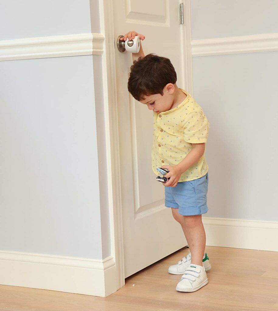  Customer reviews: DOOR MONKEY Child Proof Door Lock